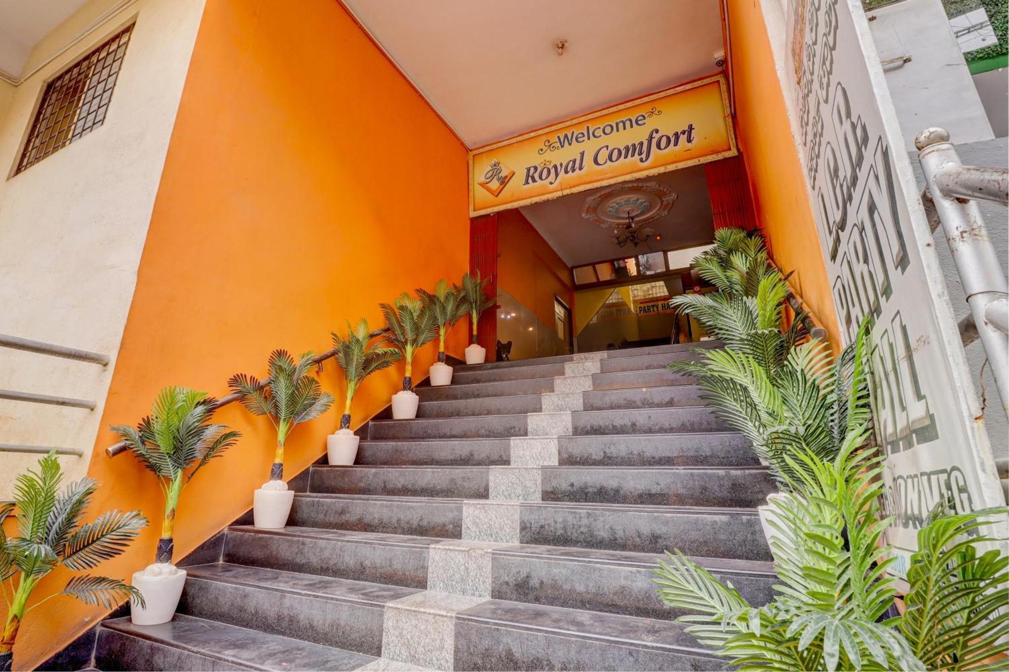 Collection O Royal Comfort Bangalore Esterno foto